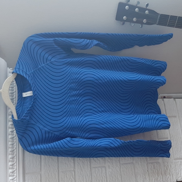 Women's Athleta Fitted Stretchy Gym Top Size M - Picture 1 of 9